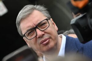 NZZ: Srbija ostala bez tri stuba spoljne politike, politika klackalice se raspala