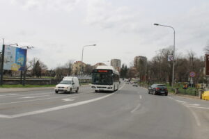 AMSS: Opasnost od poledice, u Banatu i Podunavlju jak vetar otežava vožnju