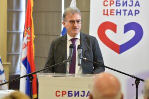 Cvejić (SRCE): „Novinari pod pretnjama kao u devedesetima pod Vučićevim zakonom“