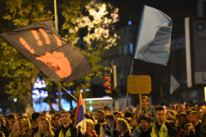 Održan studentski protest u Novom Sadu, akademci traže kažnjavanje policajaca zbog brutalnosti