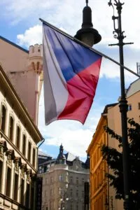 Češka opozicija traži da se smeni šef parlamenta zbog vređanja EU i Ukrajine