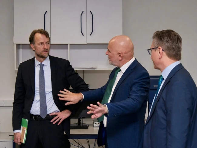 Ambasador Fon Bekerat posetio BioSense institut u Novom Sadu