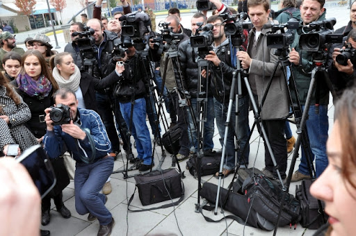 OEBS: Pretnje nasiljem redakciji Radara i Petričiću moraju biti shvaćene ozbiljno