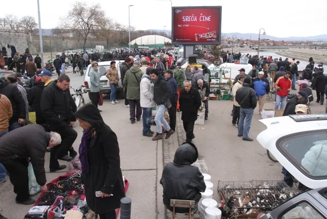 Biznis i finansije: U zemljama Zapadnog Balkana političarima nikad bolje, narodu nikad gore
